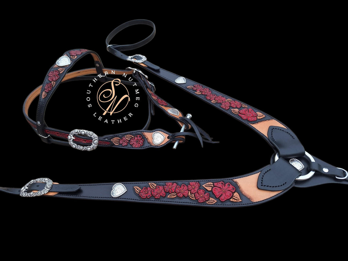 Red and Black Carved Pulling Collar Tack Set